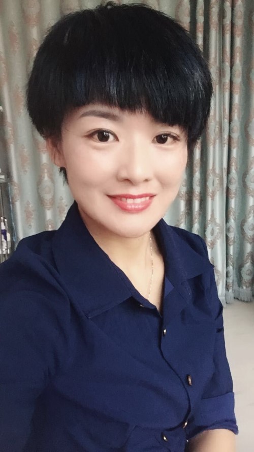 纖指圓夢(mèng)想！保定東方技工學(xué)校創(chuàng)業(yè)者——李丹！  