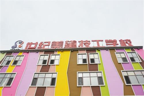 保定航空學(xué)校好就業(yè)嗎？