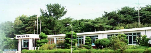 邯鄲華夏職業(yè)技術(shù)學(xué)校學(xué)費(fèi)多少？