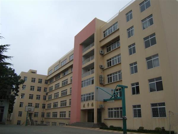 青島市電子信息技術(shù)學(xué)校電子技術(shù)應(yīng)用專業(yè)怎么樣？需要學(xué)什么課程？