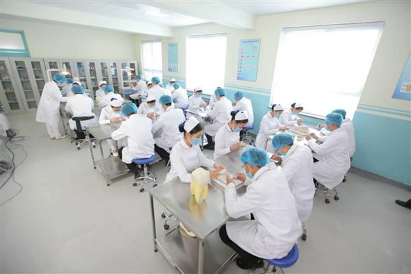 河北護理學校有哪些優(yōu)惠政策？畢業(yè)生待遇如何？