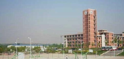與同類院校相比，泰安技師學院都有哪些優(yōu)勢？
