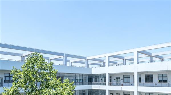 學(xué)歷+技能雙保障？保定新興工業(yè)技工學(xué)校歡迎你！
